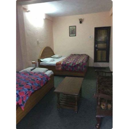 Best Priced Hotel Near Mall Road Nainital Exterior photo